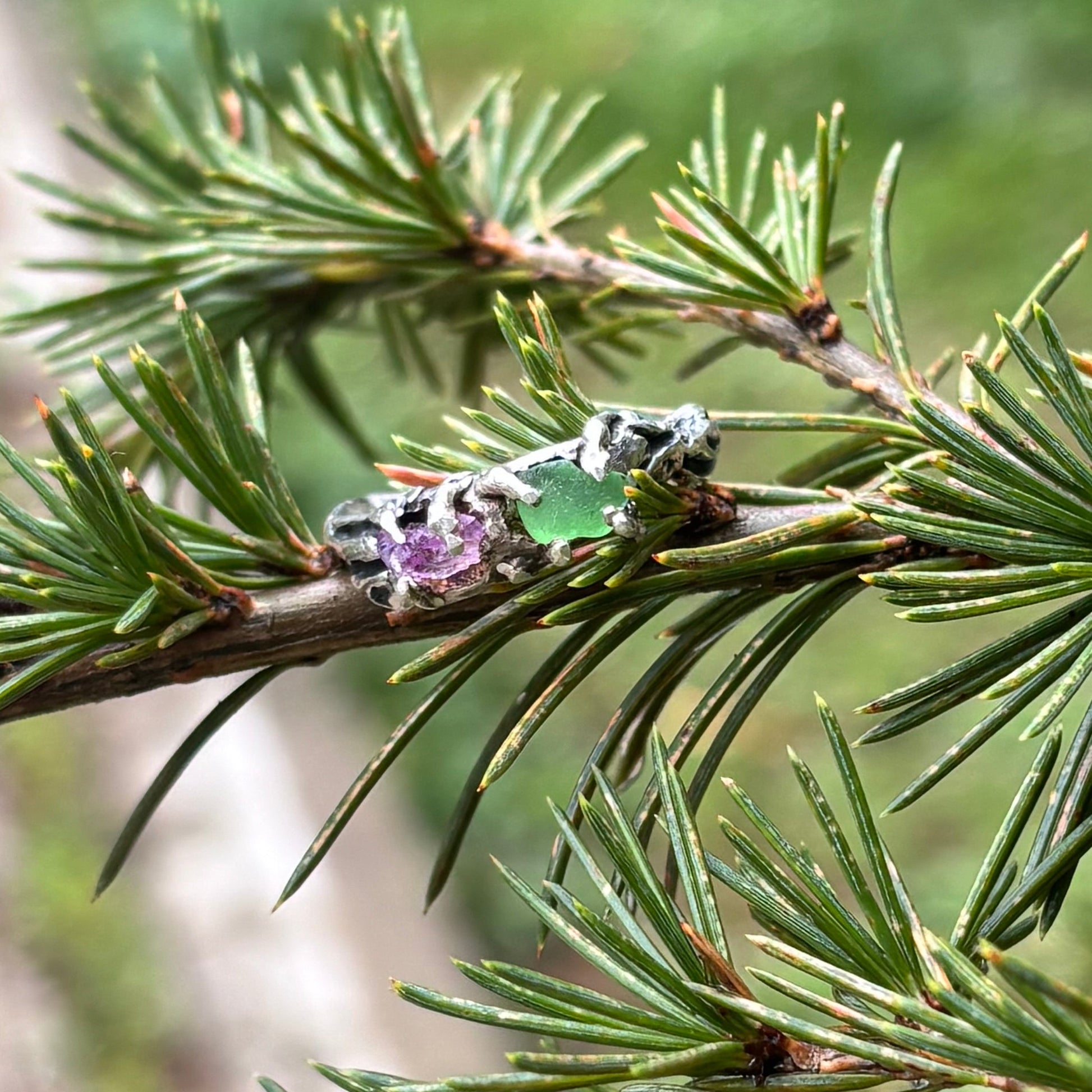 Handmade silver ring with raw stones